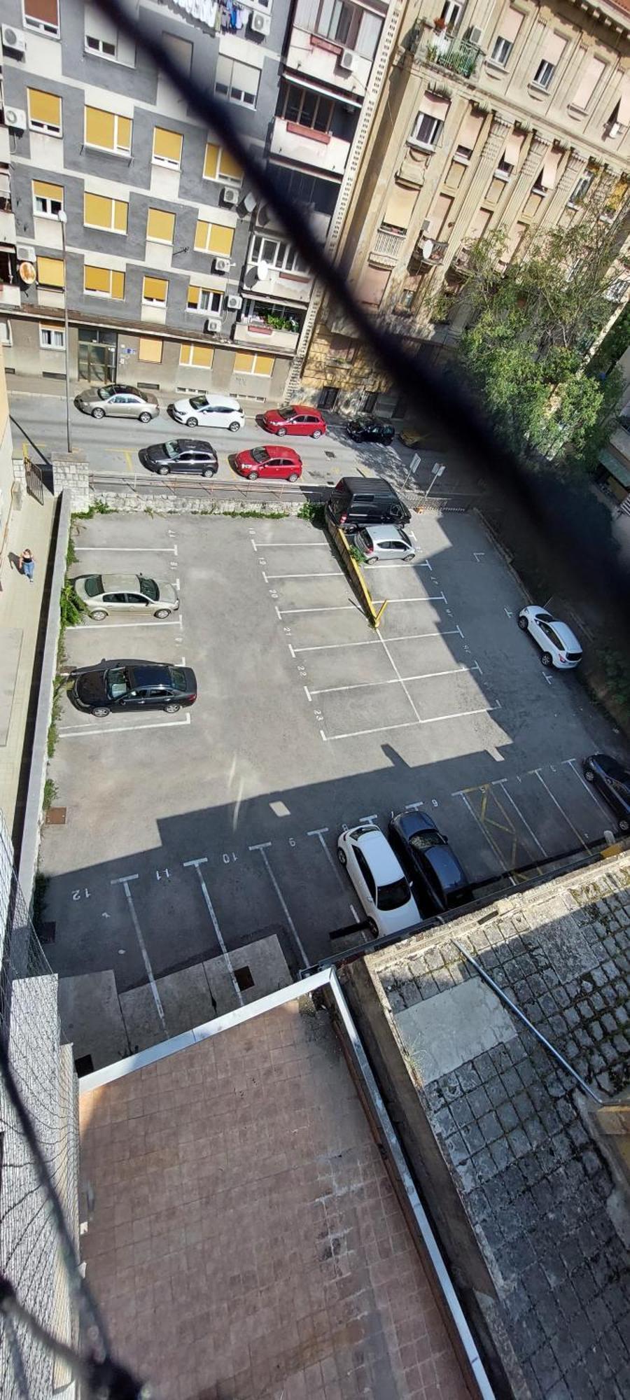 Deluxe Apartment Kristian Whit A Private Parking Rijeka Eksteriør billede